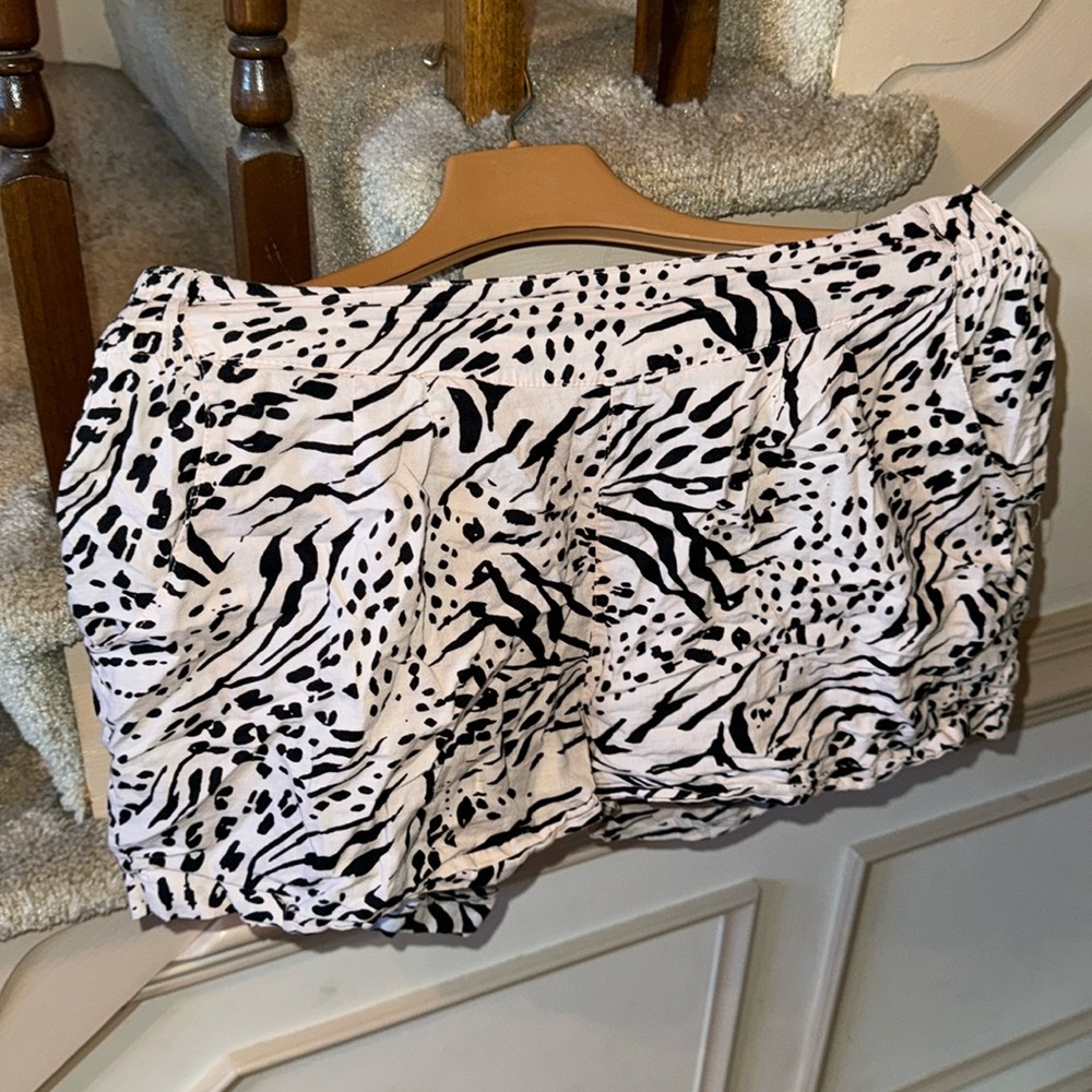 H&M Printed Shorts